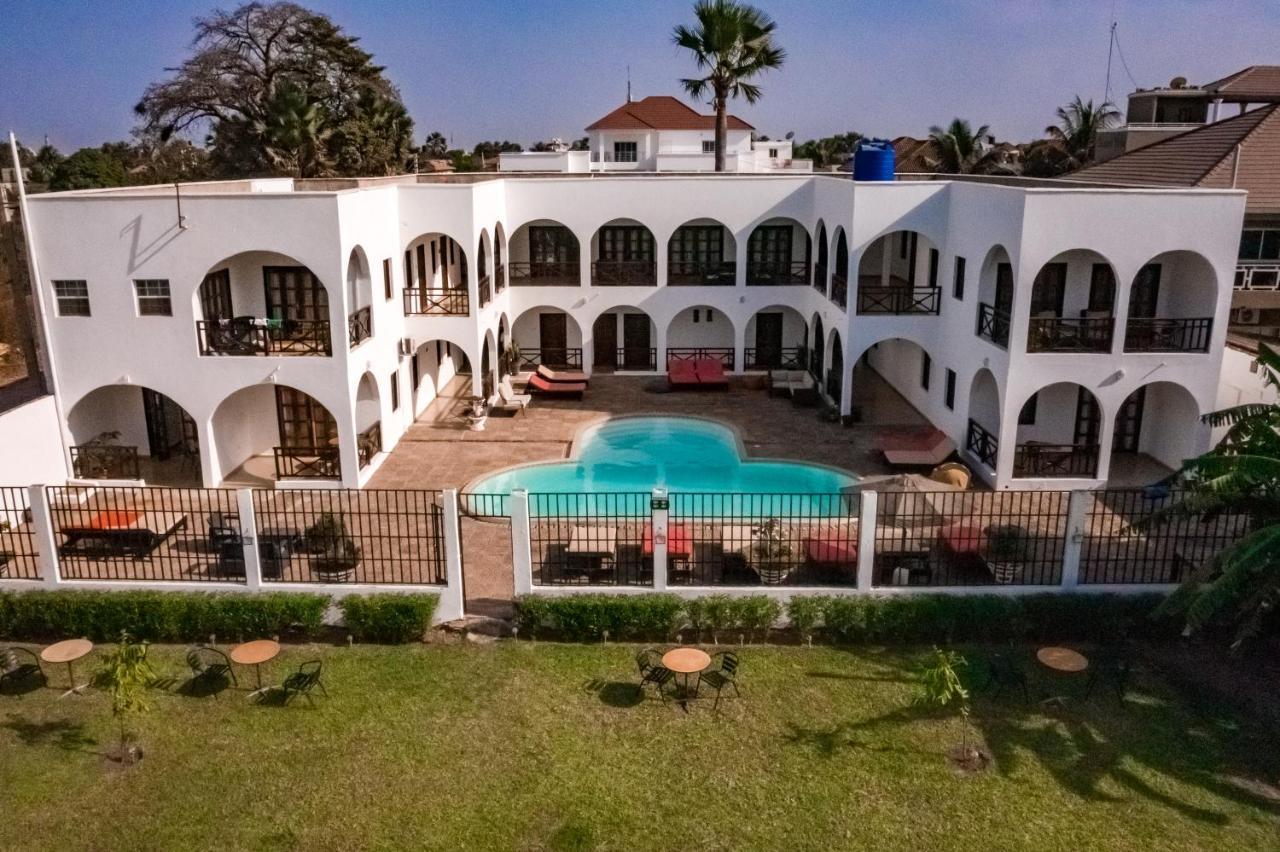Harmony Resort Boutique Hotel Banjul Exteriör bild