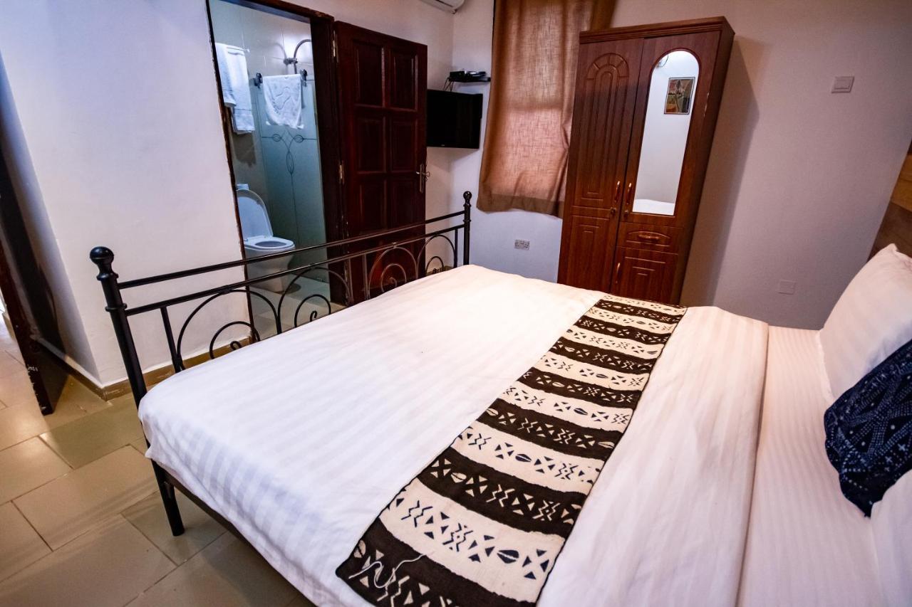 Harmony Resort Boutique Hotel Banjul Exteriör bild