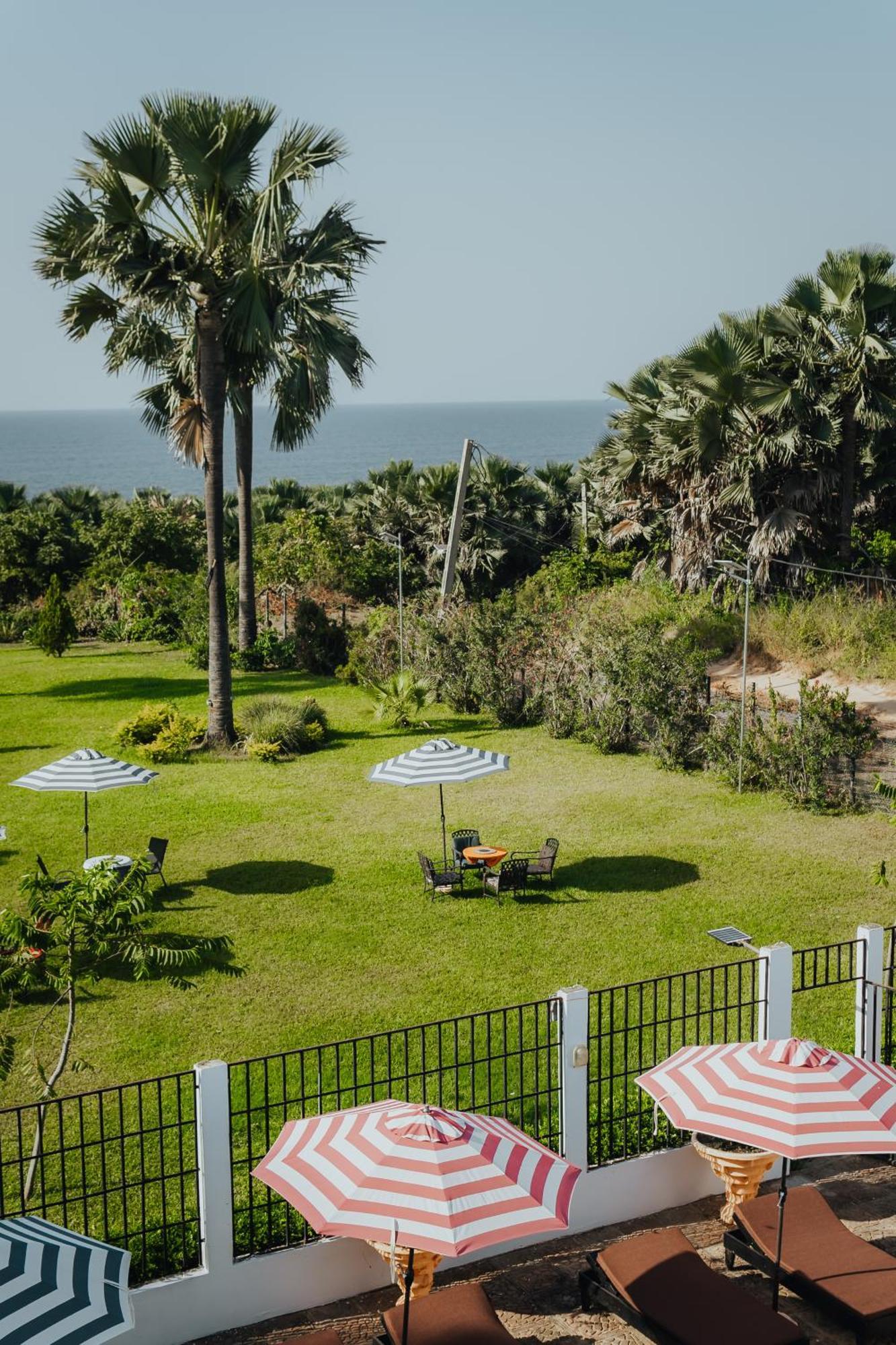 Harmony Resort Boutique Hotel Banjul Exteriör bild