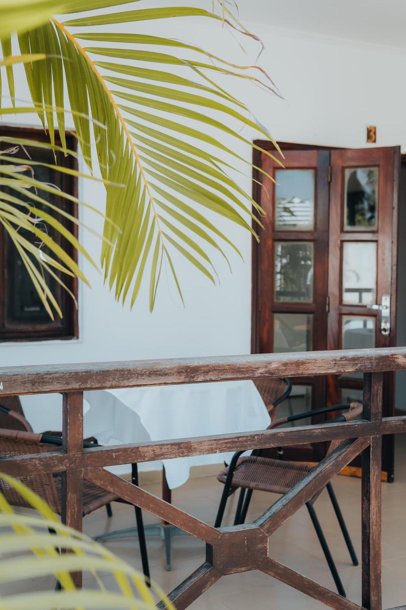 Harmony Resort Boutique Hotel Banjul Exteriör bild